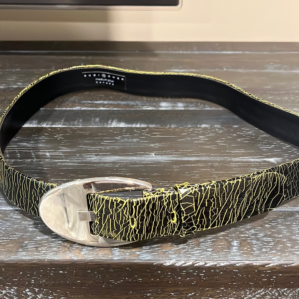 Suzi Roher Belt, size Medium